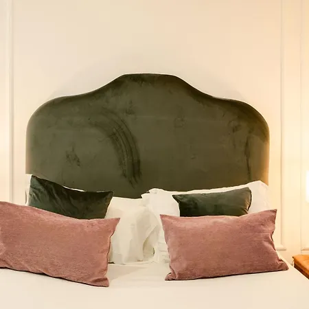 Random By Dimorra نابولي