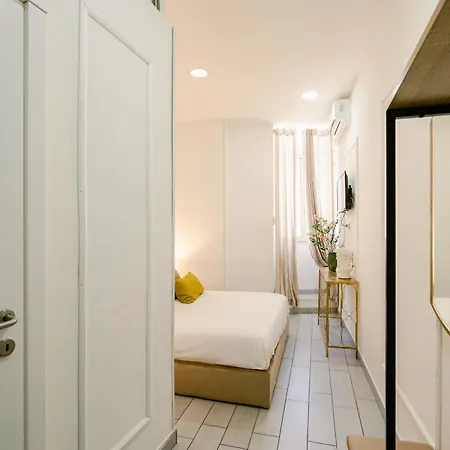 Random Bed & Breakfast Naples
